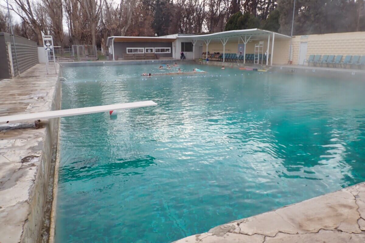 Main Pool 02