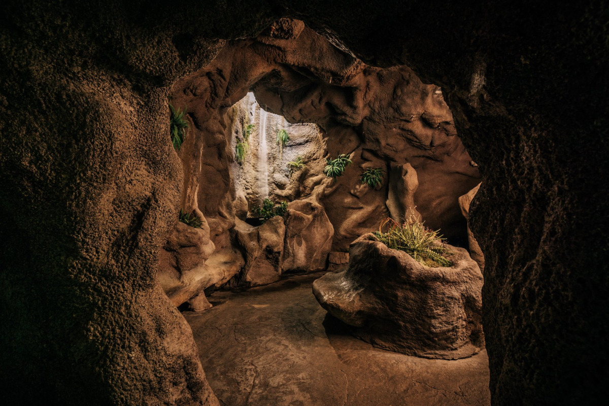 Grotto 01