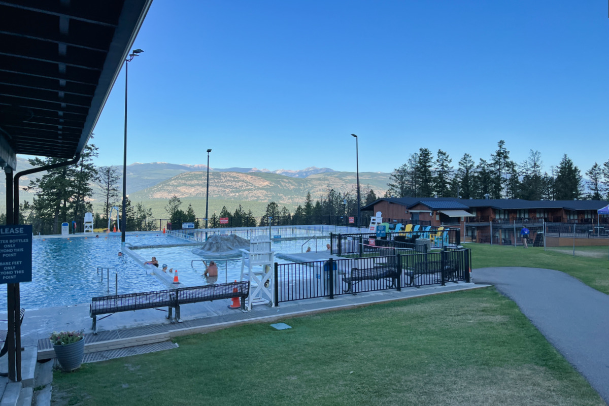 Natural Mineral Hot Springs Pools 01